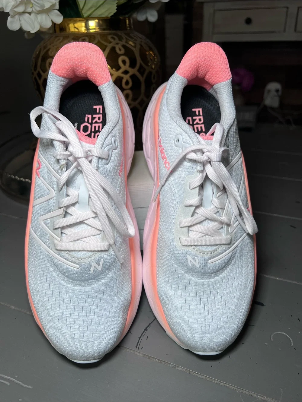 New Balance Fresh Foam More V4 Pink Grey Washed Pink Running Sneakers Women 7.5